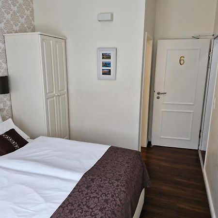 List Five - Your British Guesthouse Estugarda Exterior foto