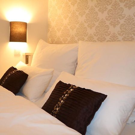 List Five - Your British Guesthouse Estugarda Exterior foto