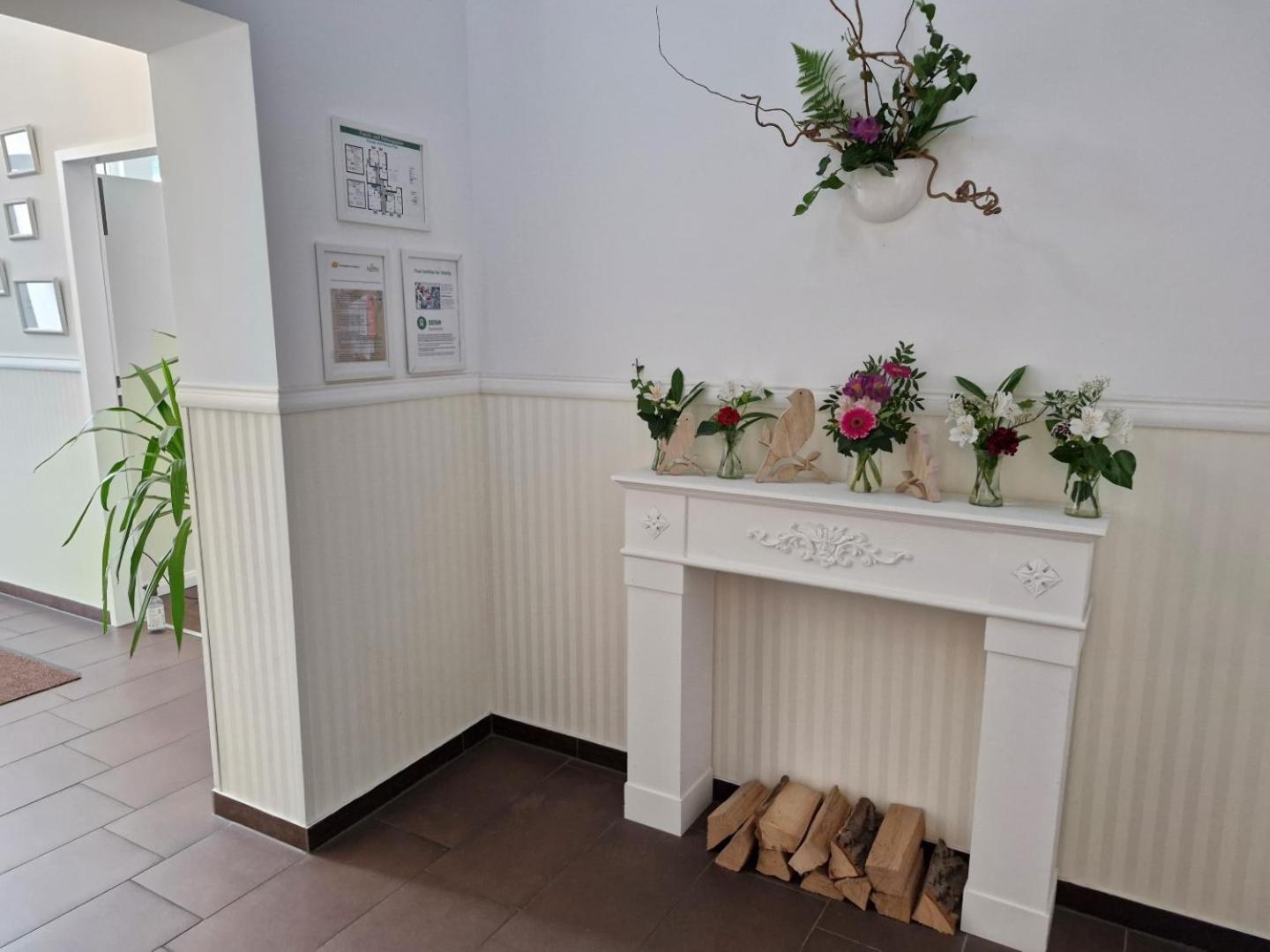 List Five - Your British Guesthouse Estugarda Exterior foto