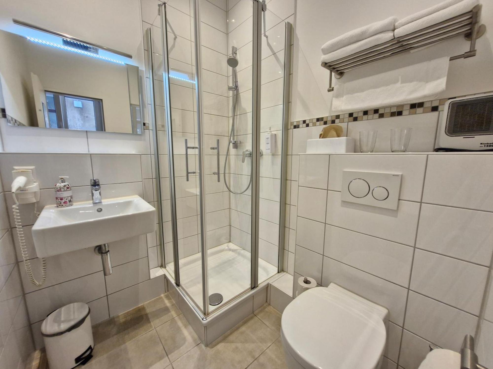 List Five - Your British Guesthouse Estugarda Exterior foto