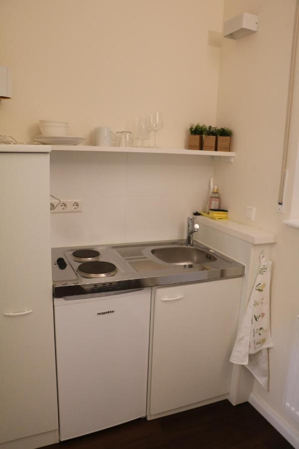 List Five - Your British Guesthouse Estugarda Exterior foto